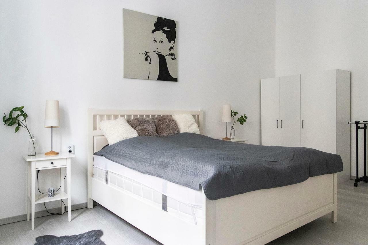 Dora Apartment Near Buda Castle With Parking! Budapest Luaran gambar